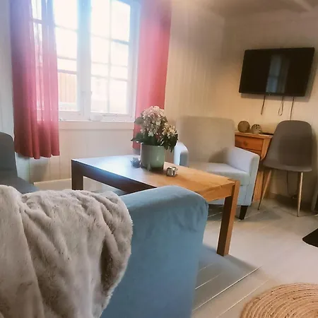 Nusfjord Waterfront Rorbu 18 *