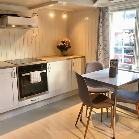 Nusfjord Waterfront Rorbu 18 Apartment *