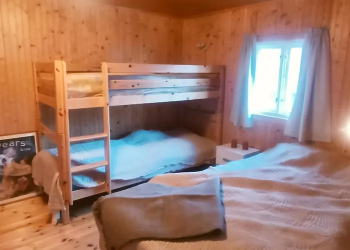 Nusfjord Waterfront Rorbu 18 *